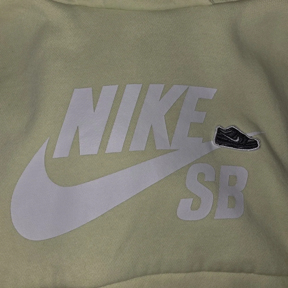 Nike SB Icon Fleece EasyOn‎ Older Kids (Unisex) Oversized Small Pullover Hoodie